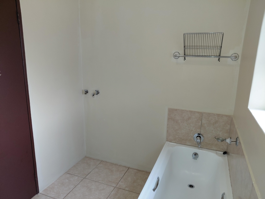 2 Bedroom Property for Sale in Campher Park Eastern Cape
